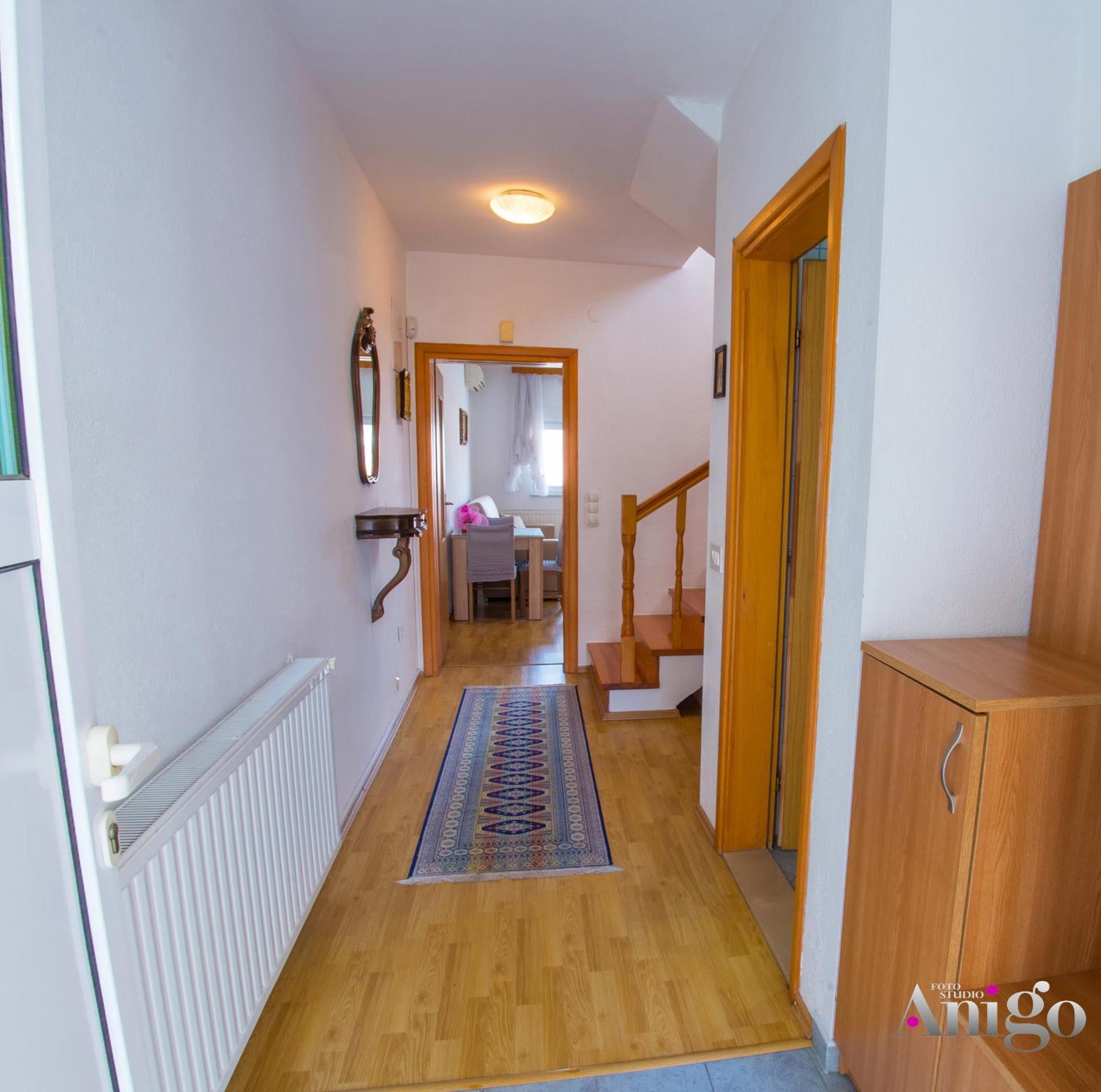 Apartment Ado Мостар Экстерьер фото